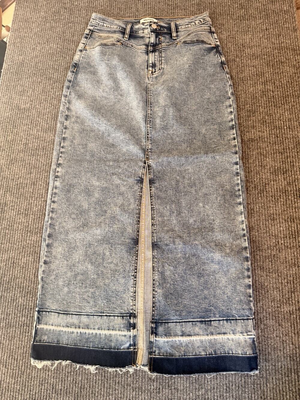 VIGOSS Women’s Denim Midi Skirt Size 30 Light Wash Raw Frayed Hem